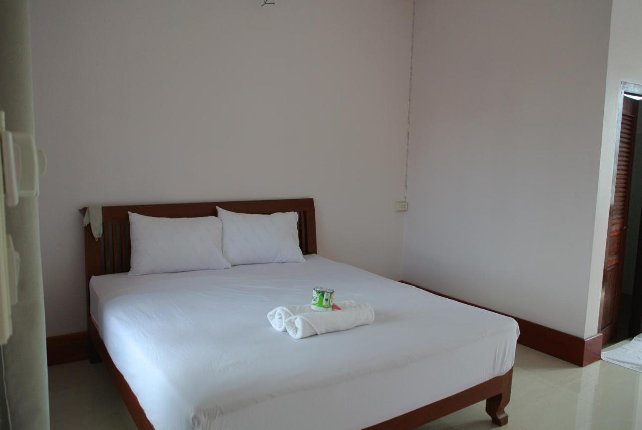 בן דונדט Mama Leurth Sunset Guesthouse חדר תמונה