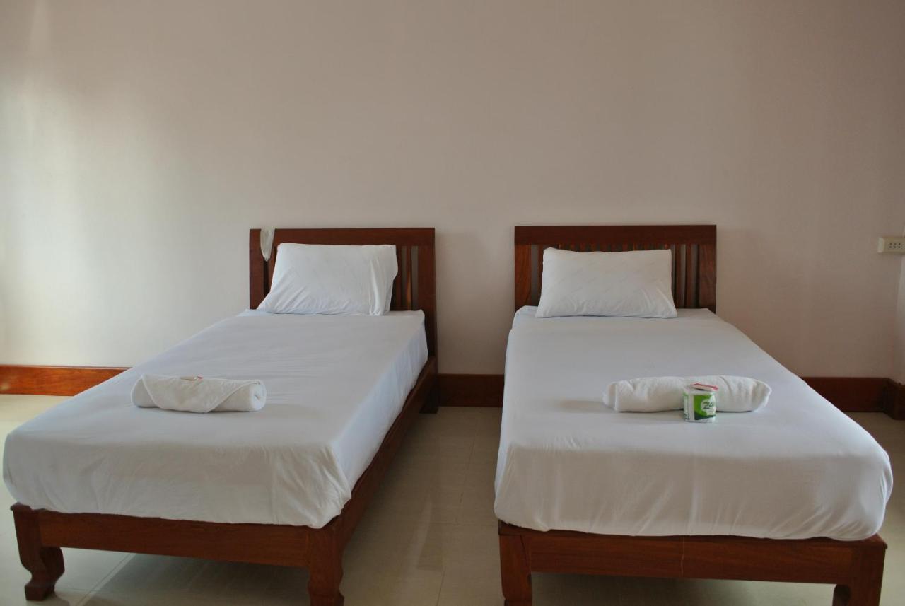 בן דונדט Mama Leurth Sunset Guesthouse חדר תמונה