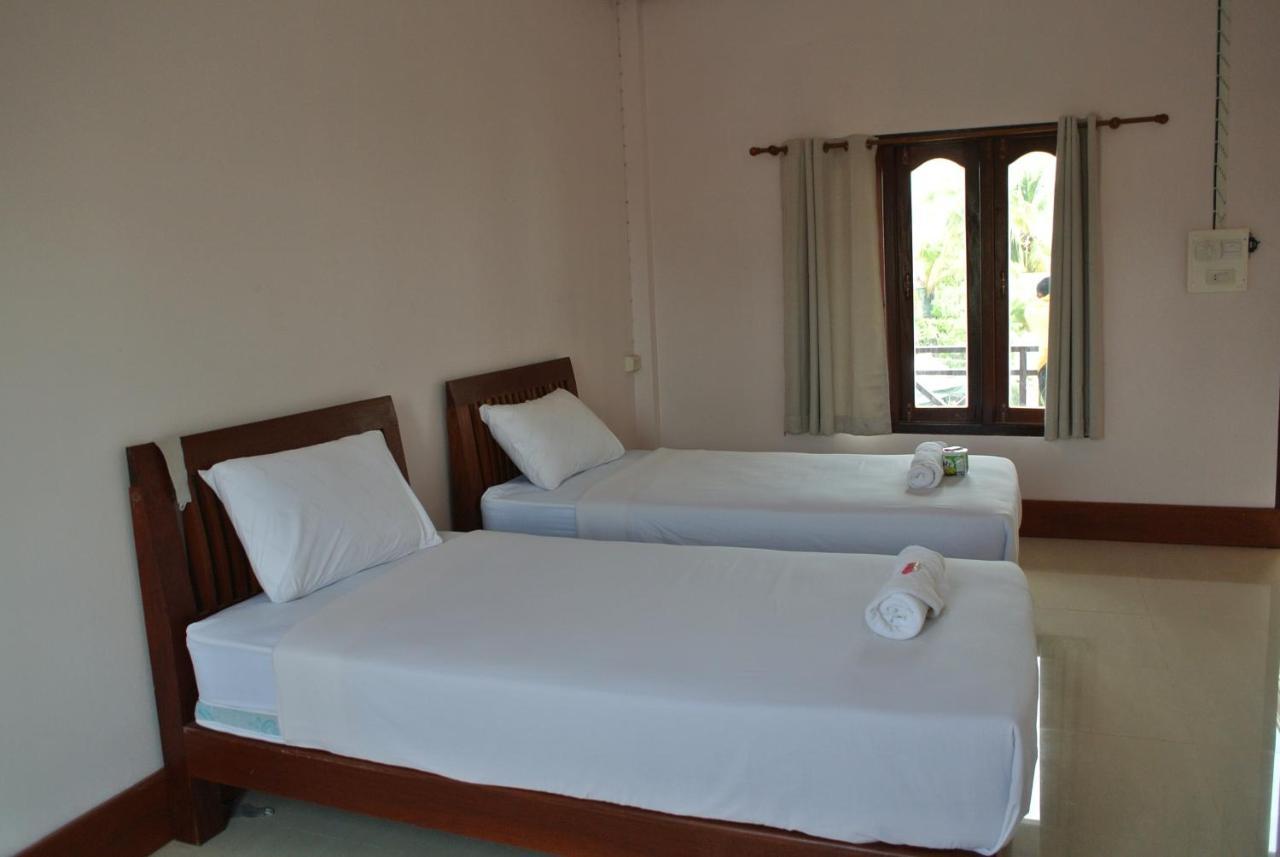 בן דונדט Mama Leurth Sunset Guesthouse חדר תמונה