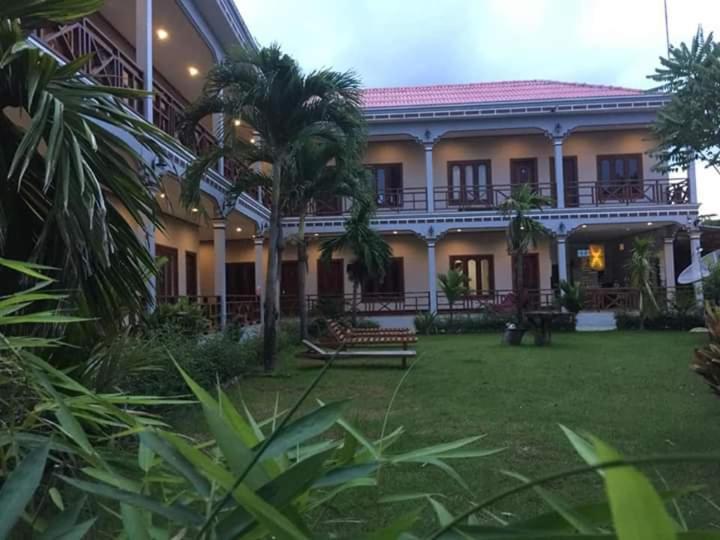 בן דונדט Mama Leurth Sunset Guesthouse מראה חיצוני תמונה