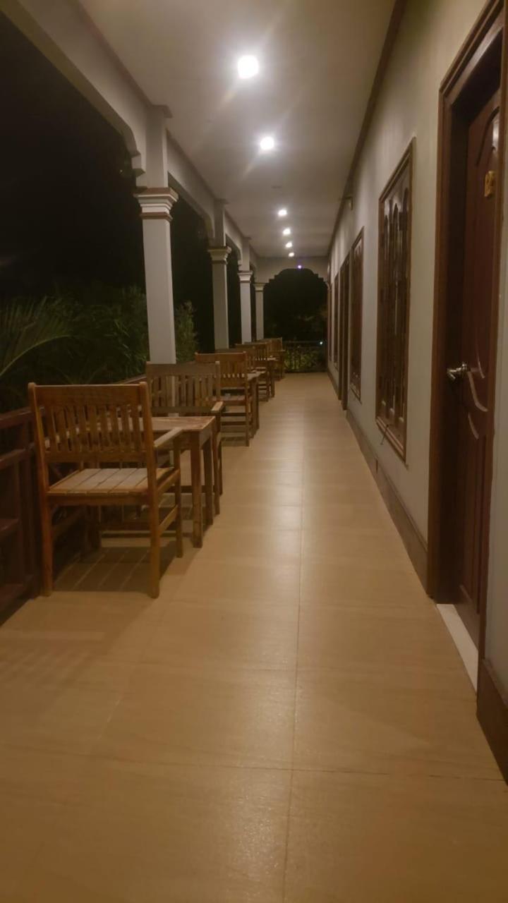 בן דונדט Mama Leurth Sunset Guesthouse מראה חיצוני תמונה