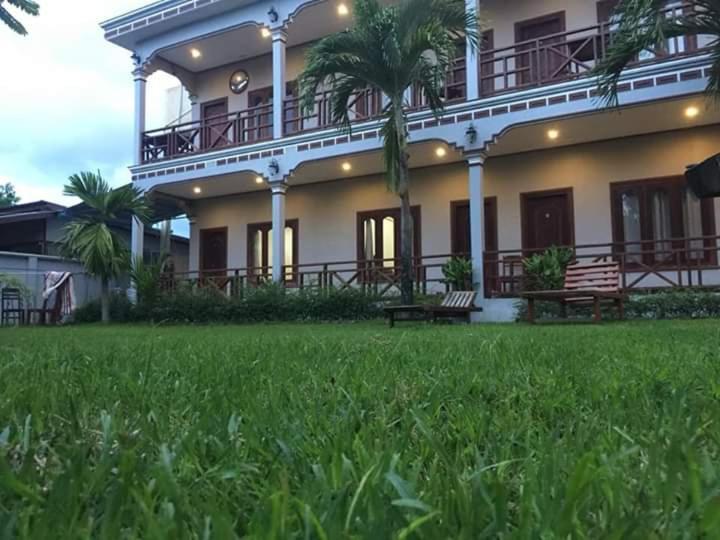 בן דונדט Mama Leurth Sunset Guesthouse מראה חיצוני תמונה